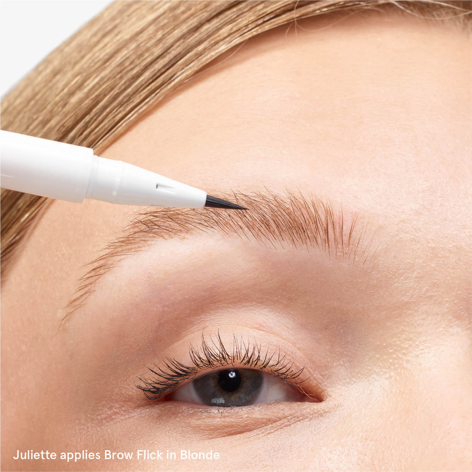 BROW FLICK (LÁPIZ DETALLADOR MICROFINO PARA CEJAS)